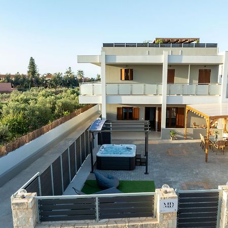 Md Residence Near The Beach W Bbq And Private Parking Hersonissos  Exterior photo