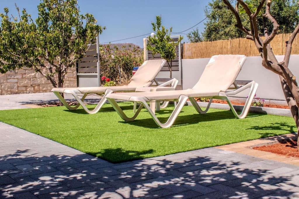 Md Residence Near The Beach W Bbq And Private Parking Hersonissos  Exterior photo