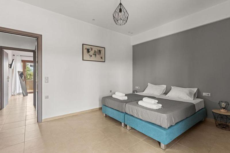 Md Residence Near The Beach W Bbq And Private Parking Hersonissos  Exterior photo