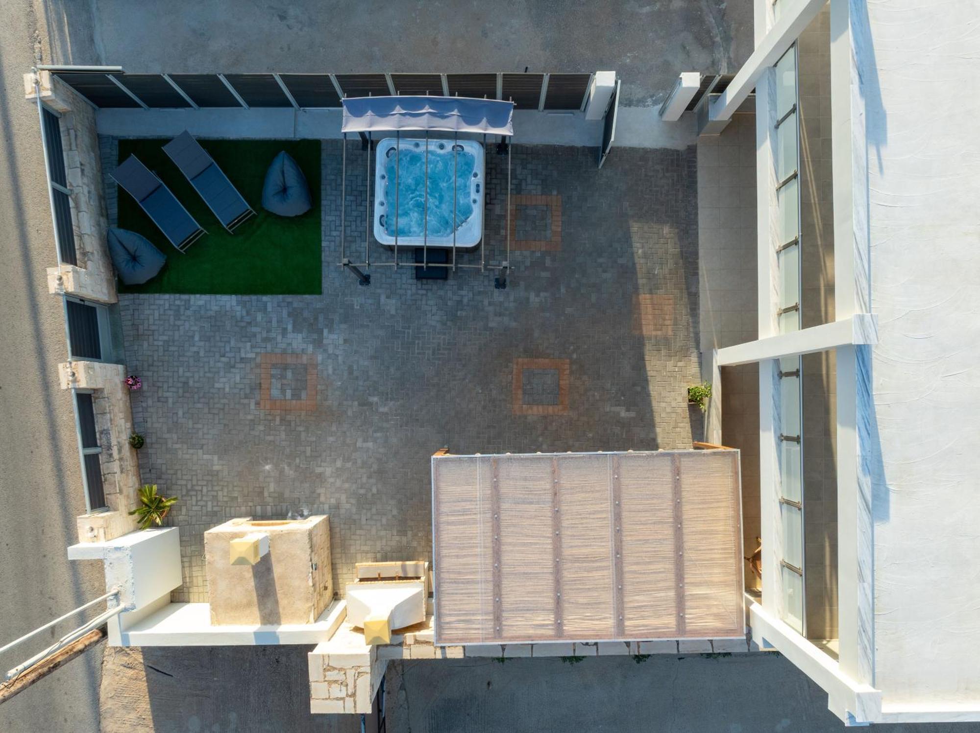 Md Residence Near The Beach W Bbq And Private Parking Hersonissos  Exterior photo